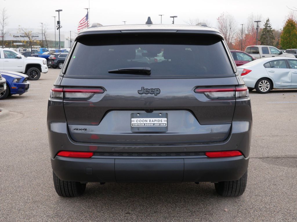 Thumbnail: 2025 Jeep Grand Cherokee L - 11