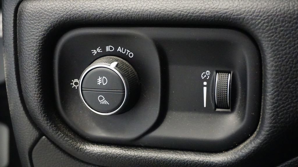 Thumbnail: 2022 RAM 1500 - 25