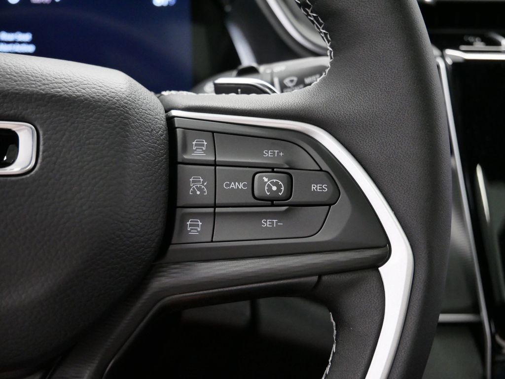 Thumbnail: 2025 Jeep Grand Cherokee - 28