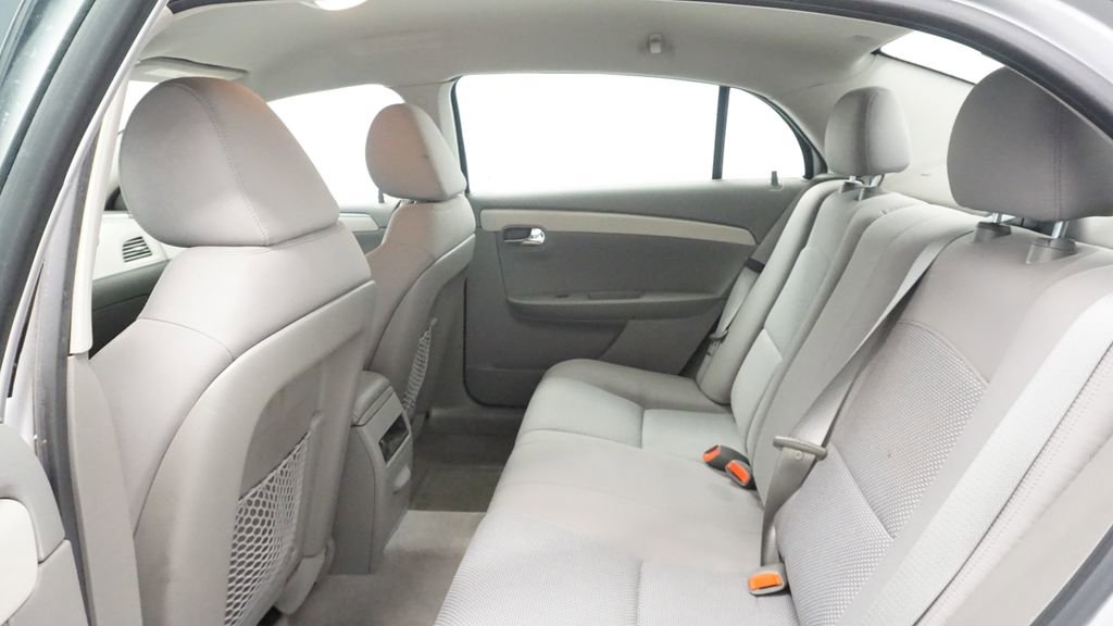 Thumbnail: 2012 Chevrolet Malibu - 16