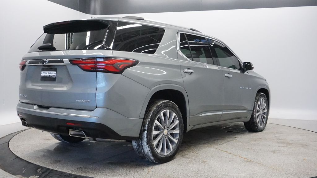Thumbnail: 2023 Chevrolet Traverse - 6