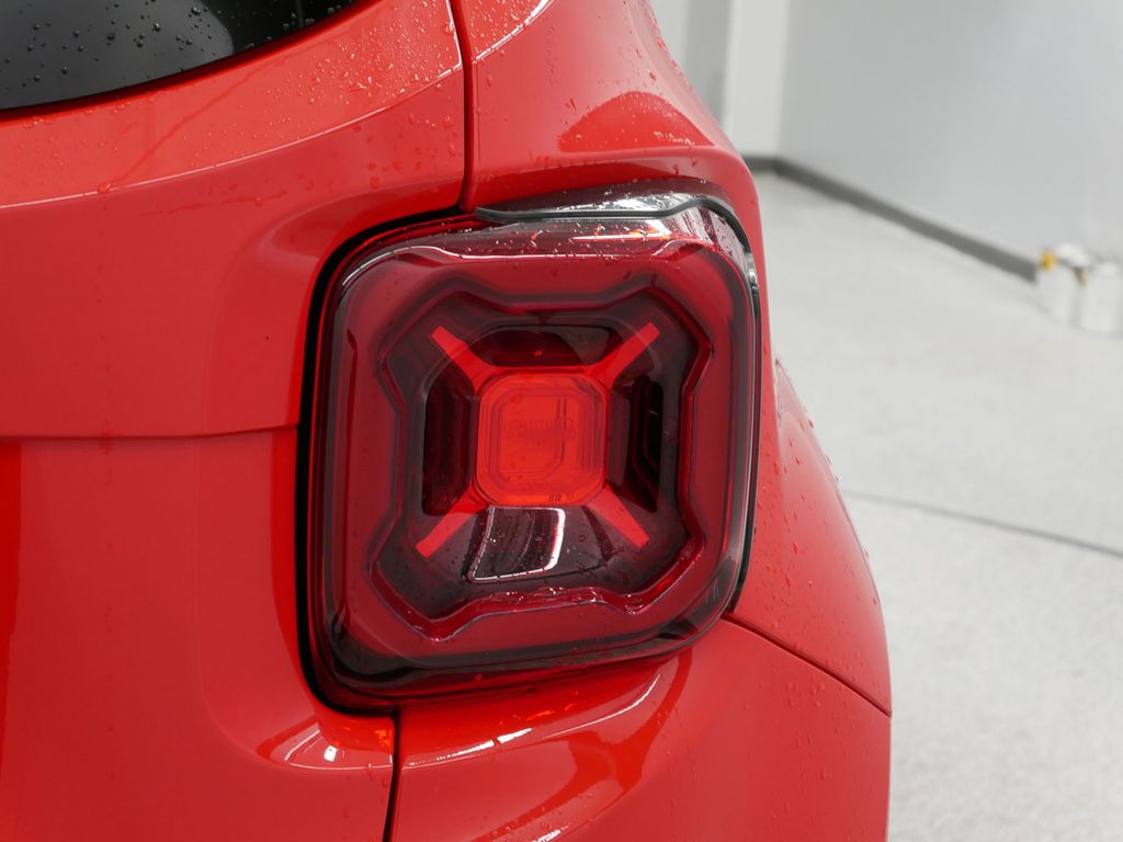 Thumbnail: 2023 Jeep Renegade - 49