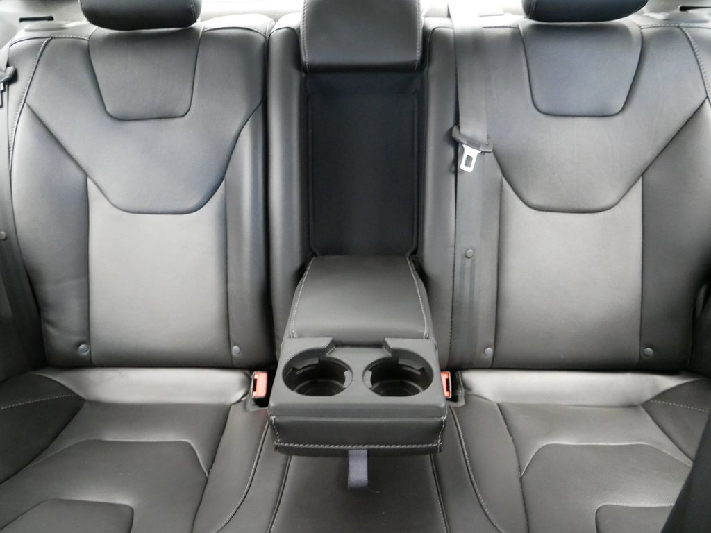 Thumbnail: 2014 Ford Fusion - 13