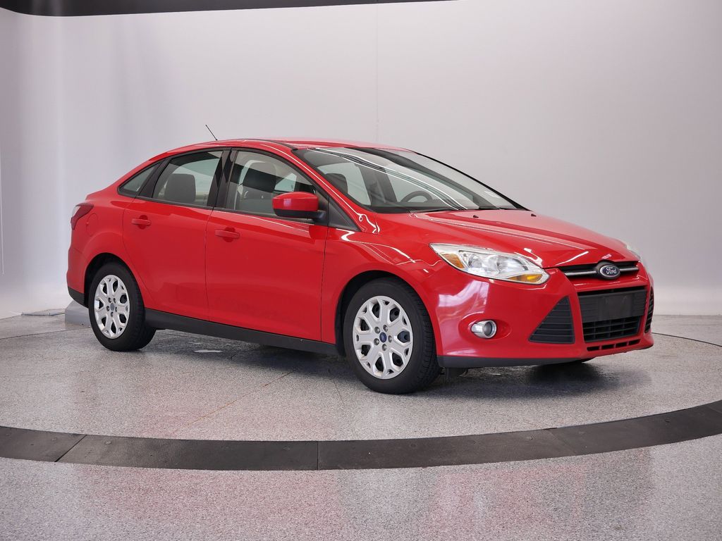 Thumbnail: 2012 Ford Focus - 10