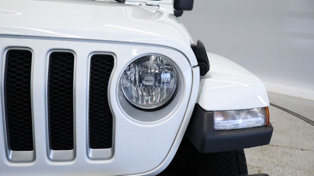 Thumbnail: 2021 Jeep Wrangler - 9