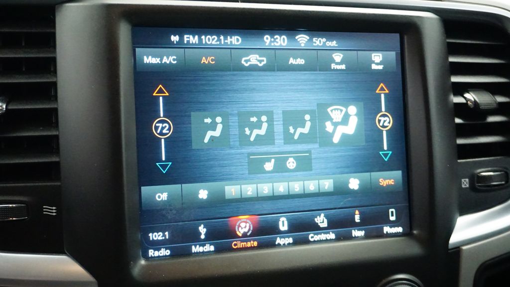 Thumbnail: 2019 RAM 1500 Classic - 34