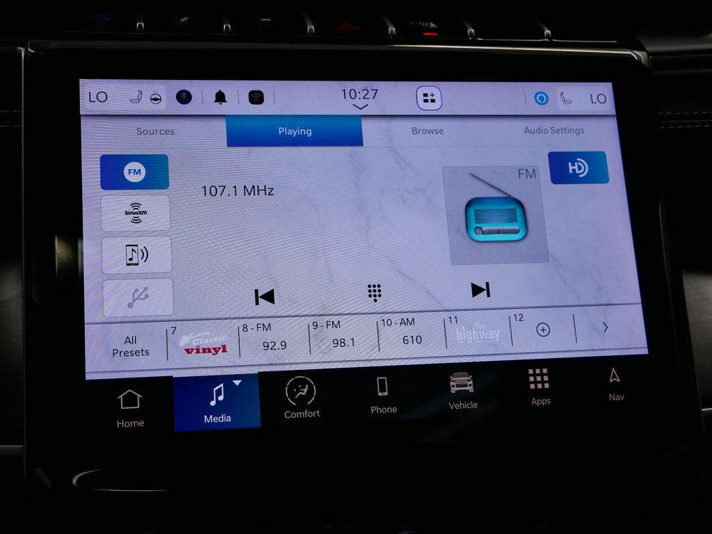 Thumbnail: 2024 Jeep Grand Cherokee - 32