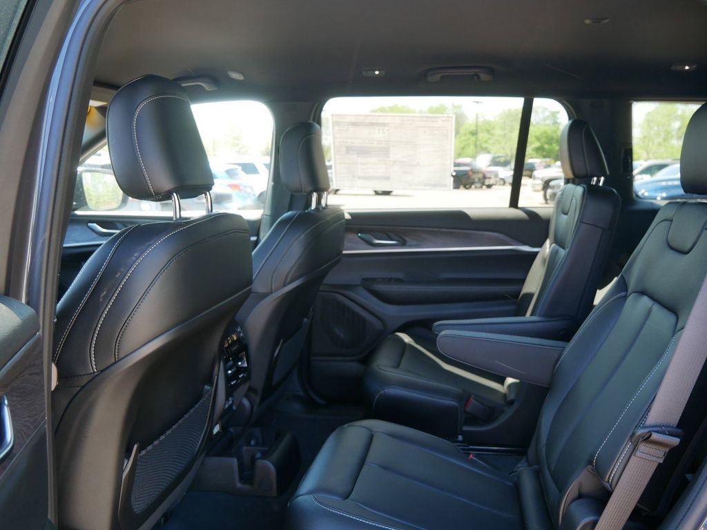 Thumbnail: 2025 Jeep Grand Cherokee L - 22