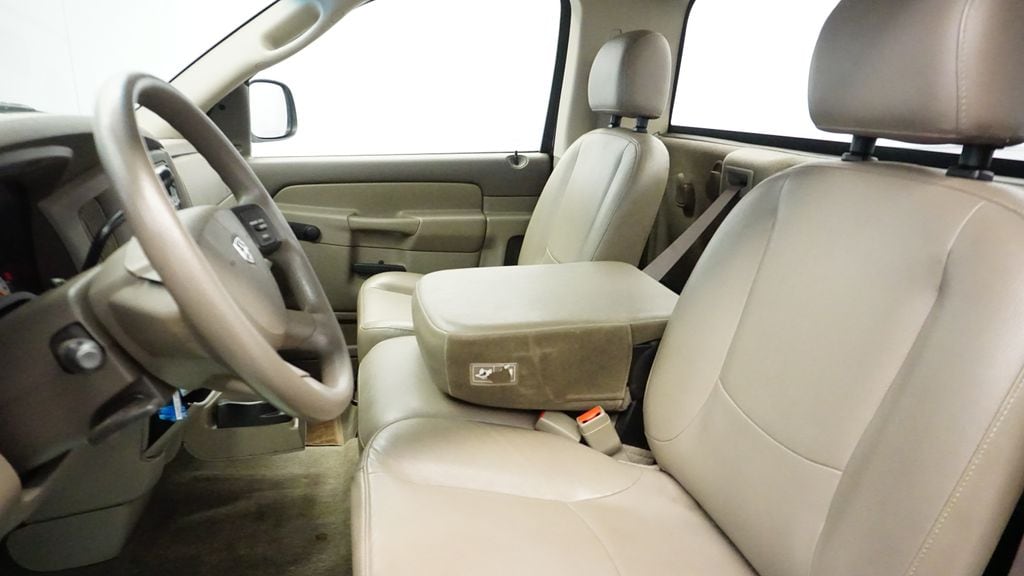 Thumbnail: 2005 Dodge Ram 1500 - 20