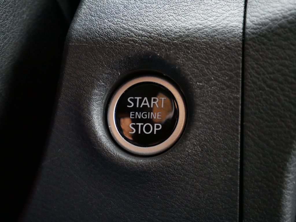 Thumbnail: 2024 Nissan Frontier - 42