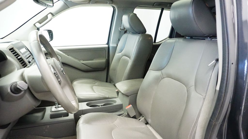 Thumbnail: 2012 Nissan Frontier - 24