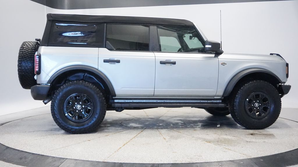 Thumbnail: 2023 Ford Bronco - 13