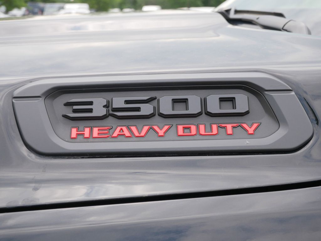 2025 RAM 3500 Big Horn 13