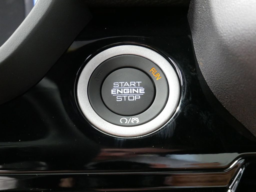 Thumbnail: 2026 RAM 1500 - 37