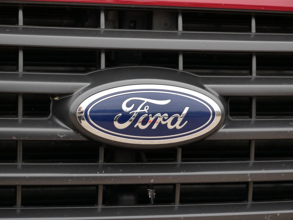 Thumbnail: 2017 Ford F-150 - 13