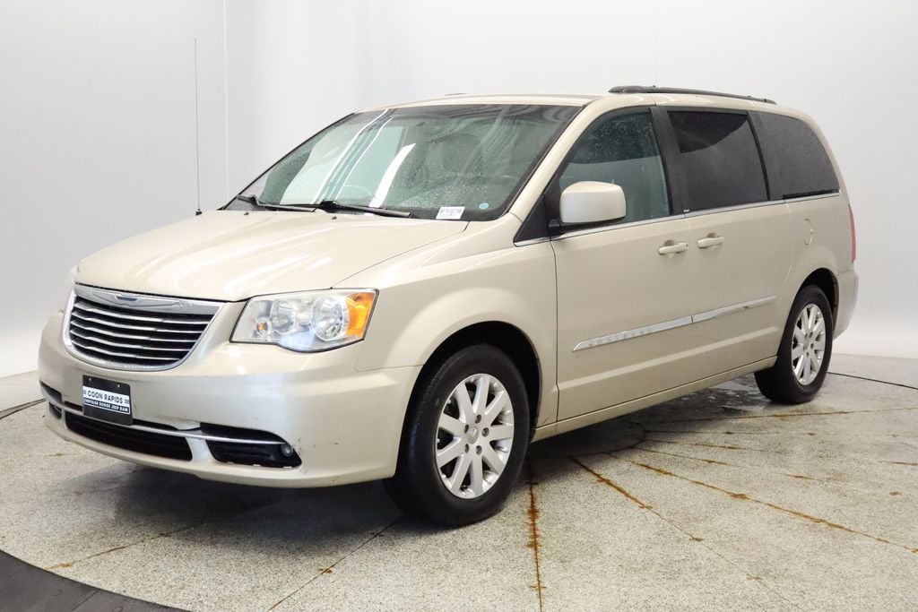 2014 Chrysler Town & Country Touring -
                  Coon Rapids, MN