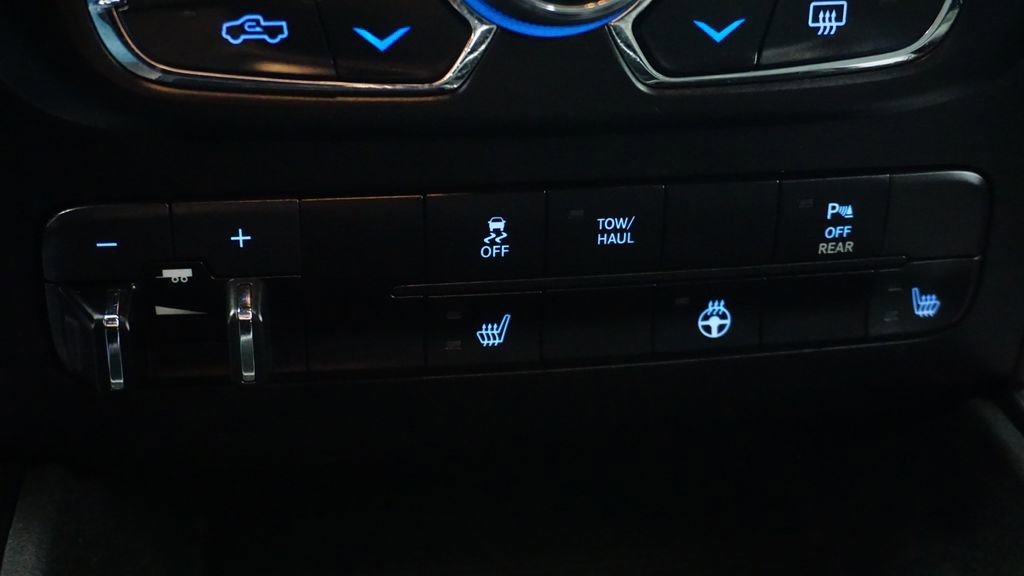 Thumbnail: 2023 RAM 1500 Classic - 27