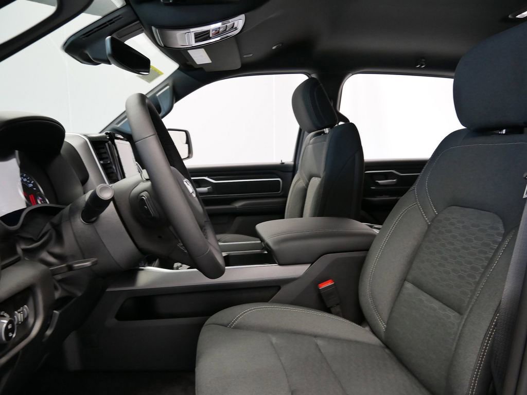 Thumbnail: 2026 RAM 1500 - 19