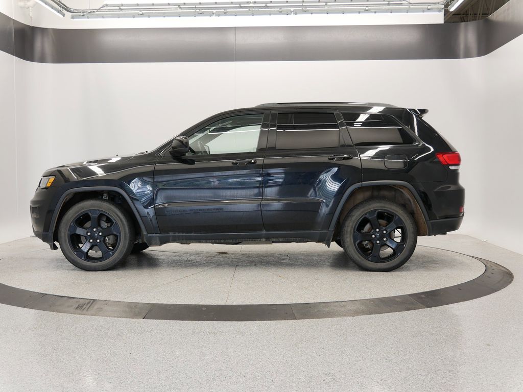 Thumbnail: 2019 Jeep Grand Cherokee - 2