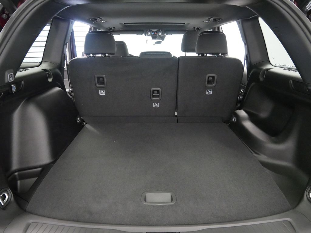 Thumbnail: 2025 Jeep Grand Cherokee - 12