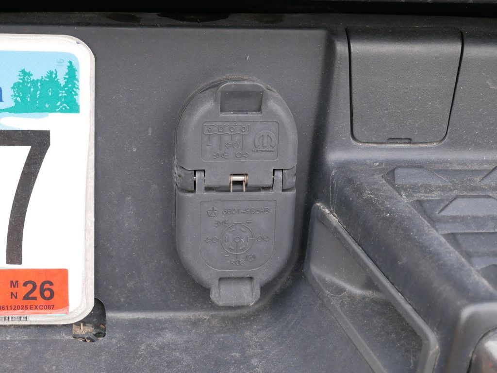 Thumbnail: 2020 RAM 1500 - 23