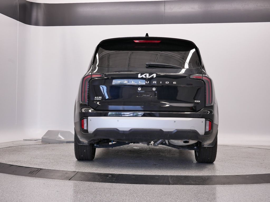 Thumbnail: 2023 Kia Telluride - 4
