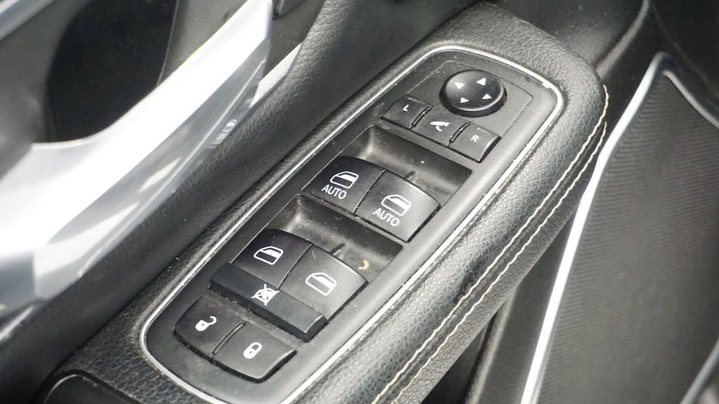 Thumbnail: 2020 RAM 1500 - 29