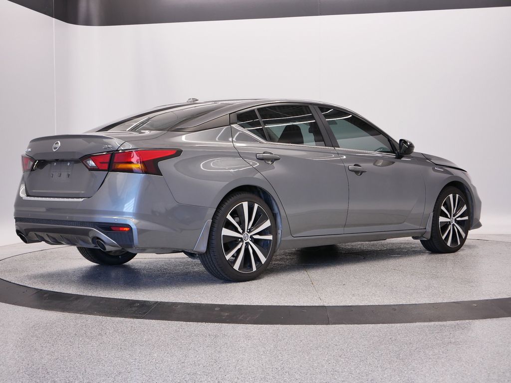 Thumbnail: 2022 Nissan Altima - 6