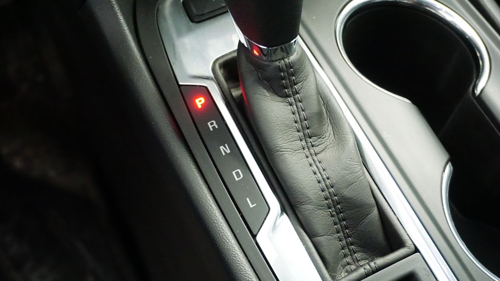 Thumbnail: 2020 Chevrolet Equinox - 31