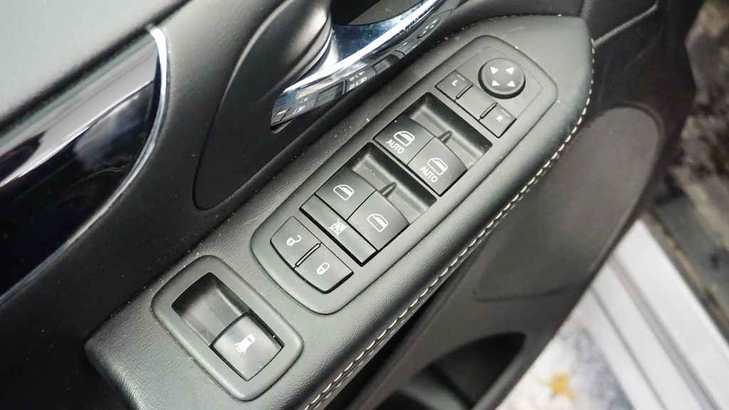 Thumbnail: 2014 Dodge Grand Caravan - 27