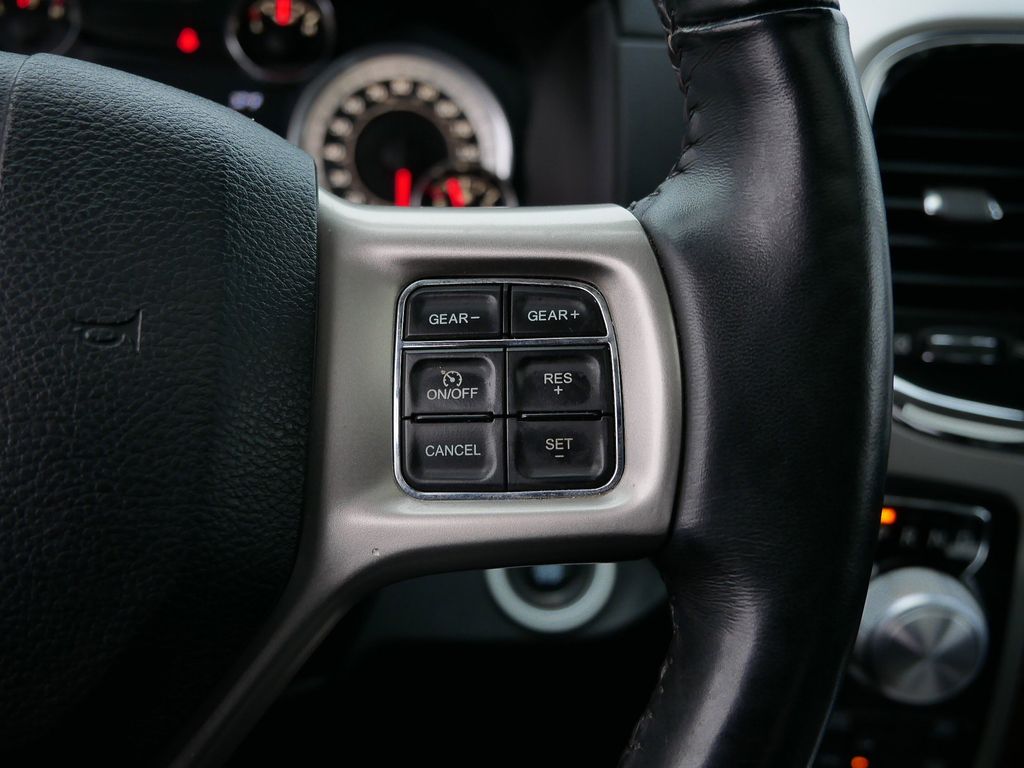 Thumbnail: 2017 RAM 1500 - 25