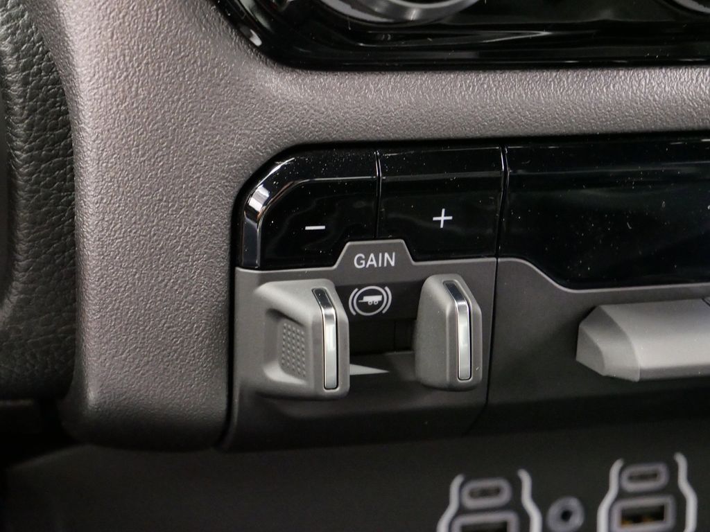 Thumbnail: 2026 RAM 1500 - 34