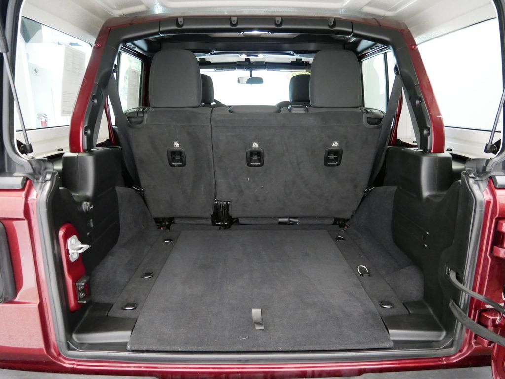 Thumbnail: 2021 Jeep Wrangler - 11