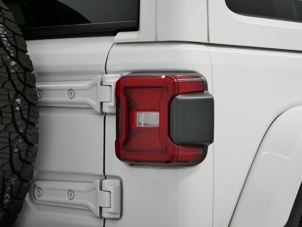 Thumbnail: 2020 Jeep Wrangler - 19