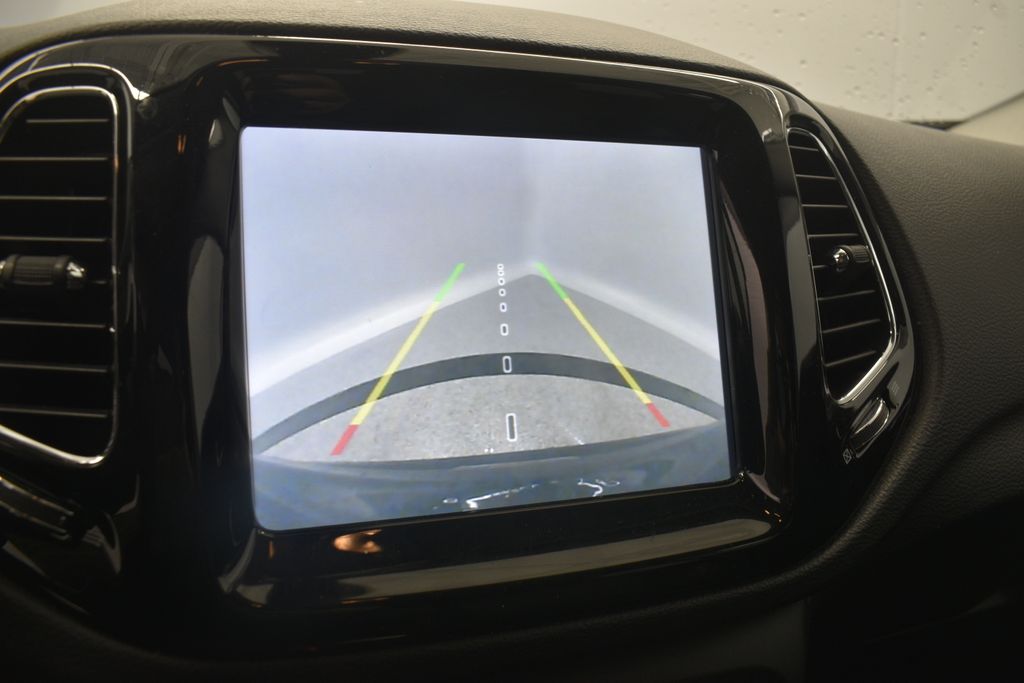 Thumbnail: 2019 Jeep Compass - 26