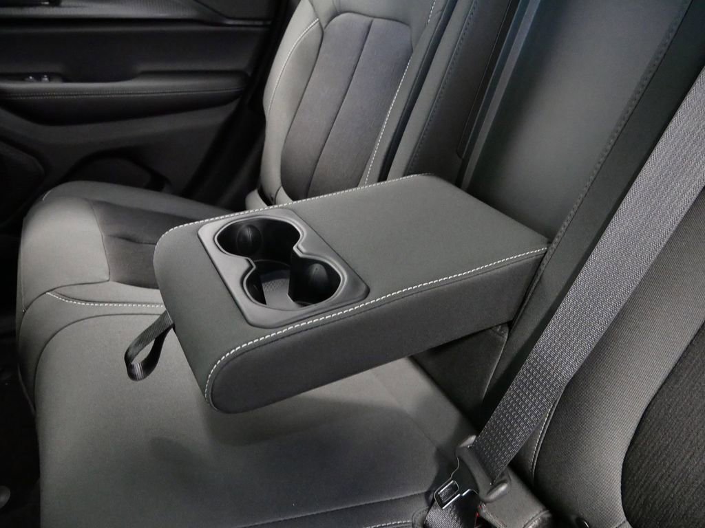 Thumbnail: 2025 Jeep Grand Cherokee - 10