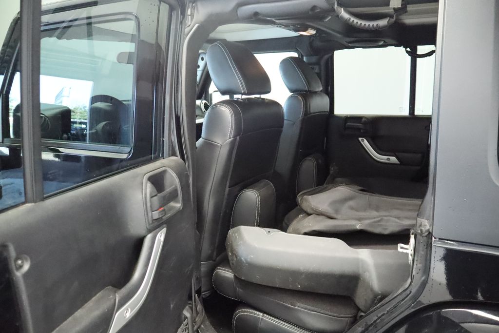 Thumbnail: 2011 Jeep Wrangler - 17