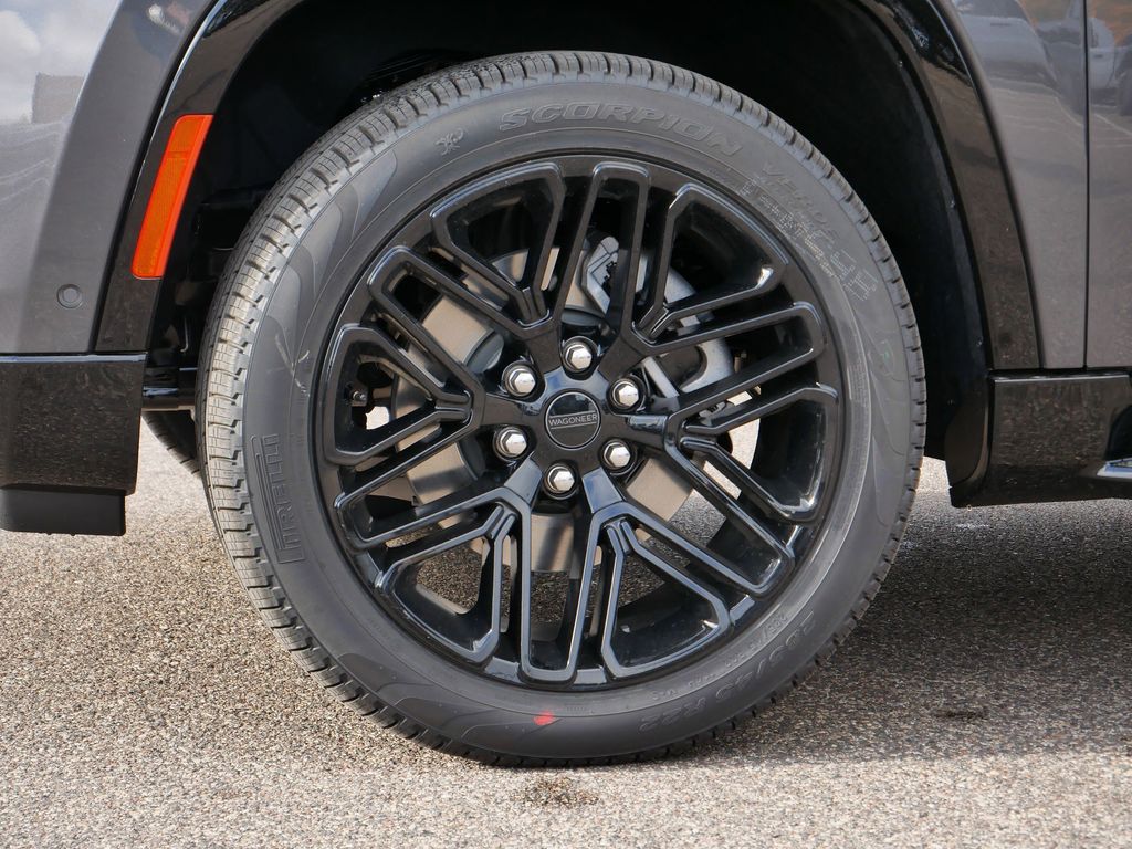 Thumbnail: 2025 Jeep Wagoneer - 51