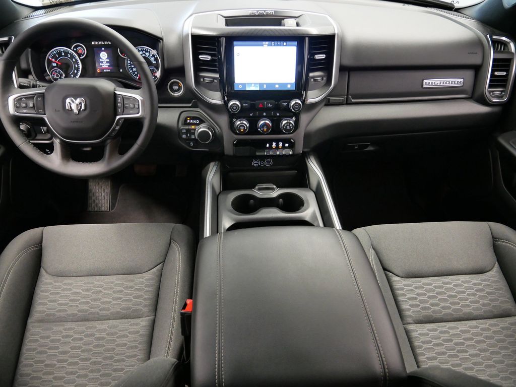 Thumbnail: 2025 RAM 1500 - 17