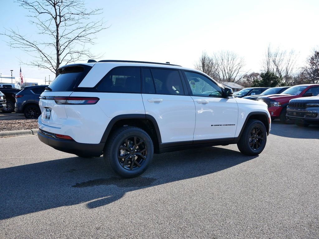 Thumbnail: 2025 Jeep Grand Cherokee - 47