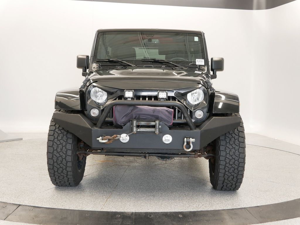 Thumbnail: 2015 Jeep Wrangler - 11
