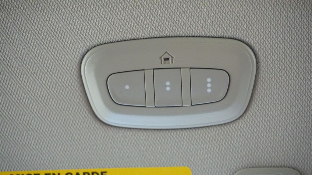 Thumbnail: 2023 Jeep Grand Cherokee - 40