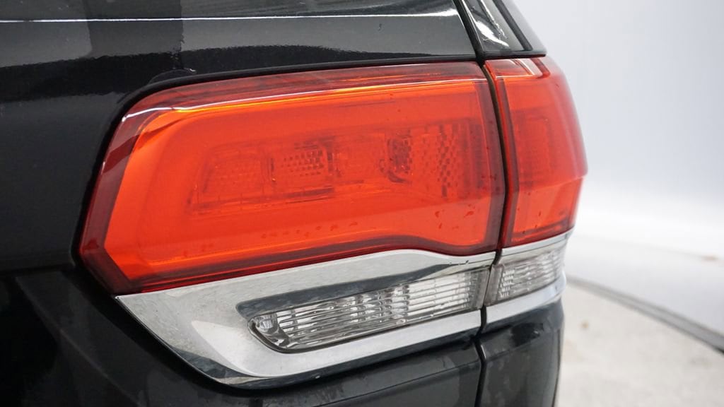 Thumbnail: 2017 Jeep Grand Cherokee - 15