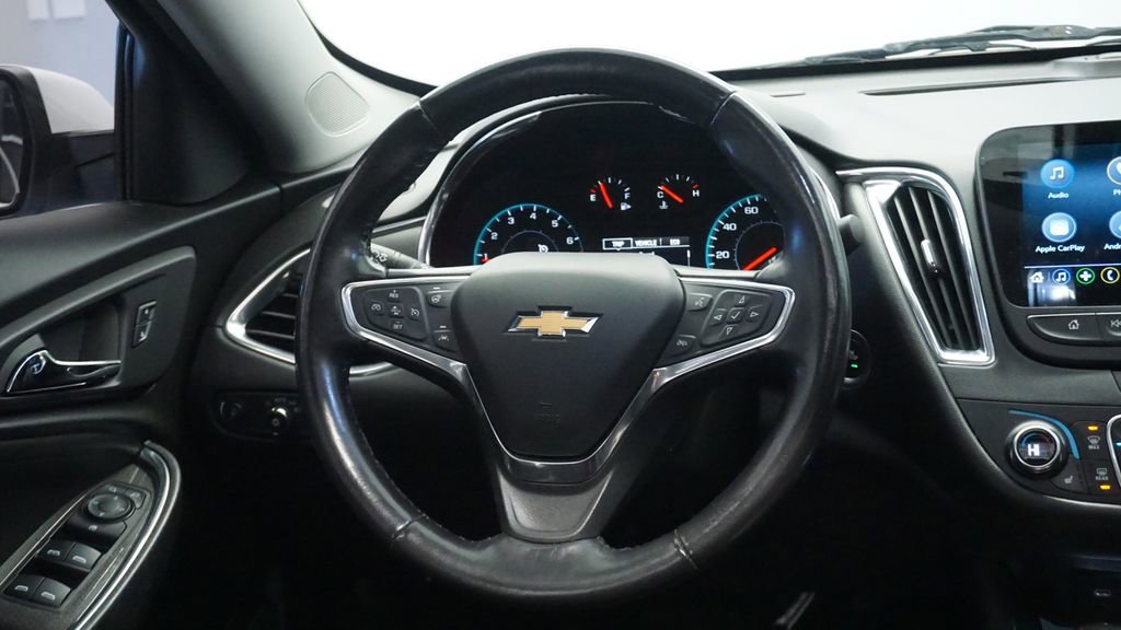 Thumbnail: 2019 Chevrolet Malibu - 22