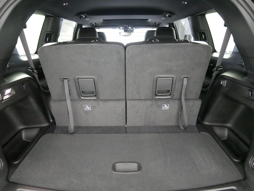 Thumbnail: 2025 Jeep Grand Cherokee L - 24