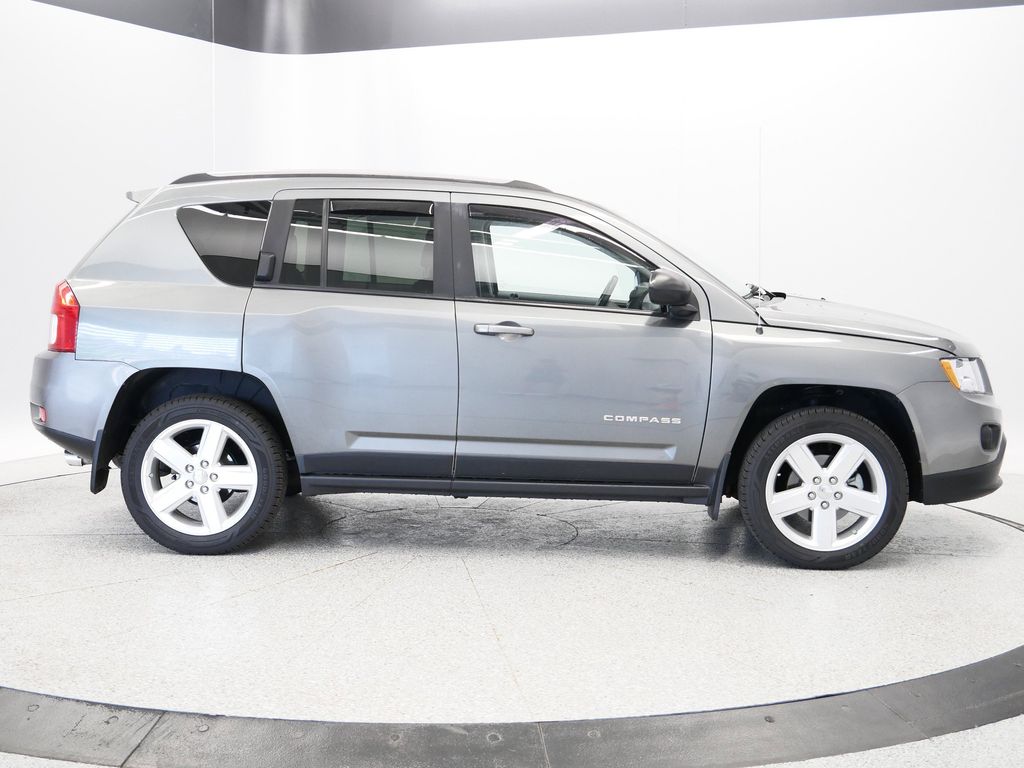 Thumbnail: 2011 Jeep Compass - 8