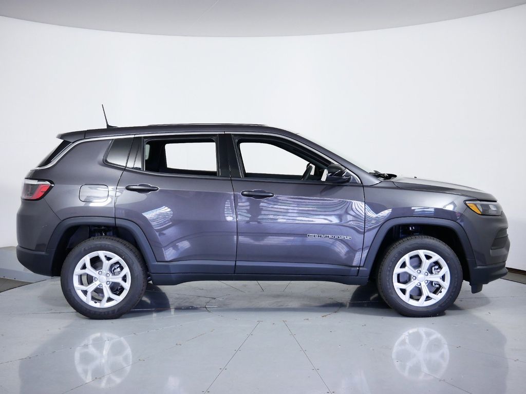 Thumbnail: 2024 Jeep Compass - 7