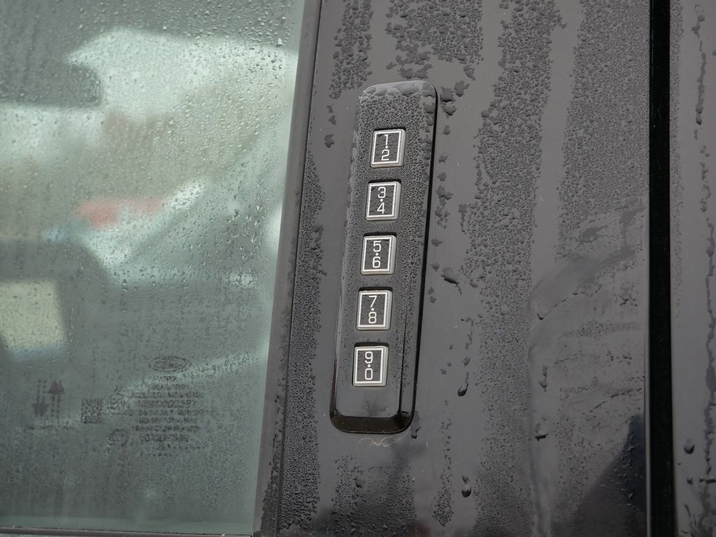 Thumbnail: 2022 Ford F-150 - 16