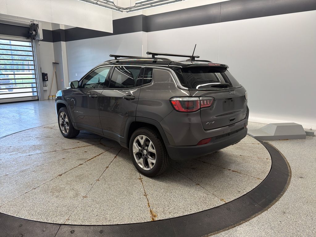 Thumbnail: 2018 Jeep Compass - 13