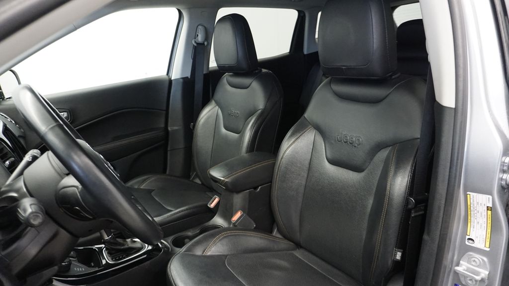 Thumbnail: 2018 Jeep Compass - 28